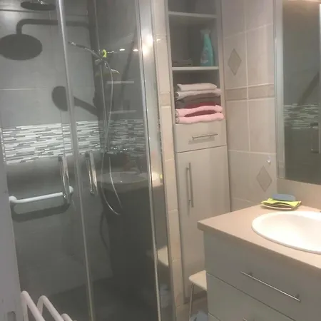 Appartamento 2 Pièces Près Des Thermes