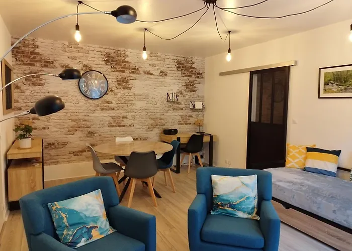 2 Pieces Pres Des Thermes