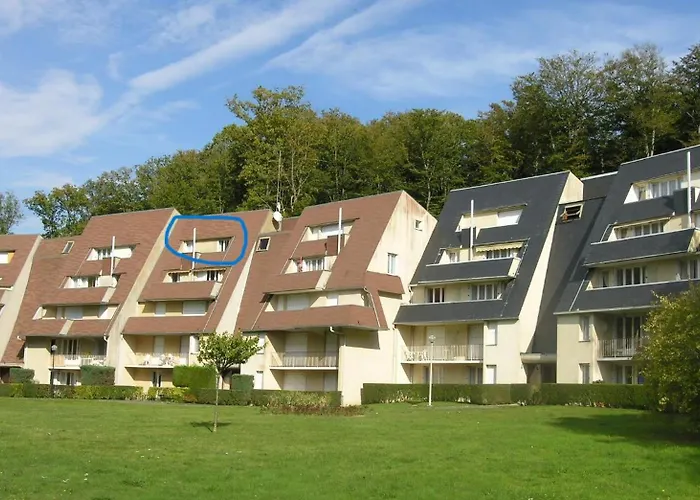 2 Pieces Pres Des Thermes *